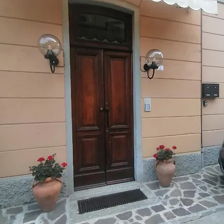 Casa Margherita, Nuovo In Centro Apartment Menaggio