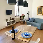 Διαμέρισμα Casa Margherita, Nuovo In Centro Μενάτζιο