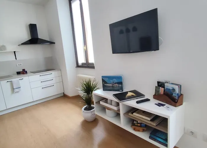 Casa Margherita, Nuovo In Centro * Menaggio