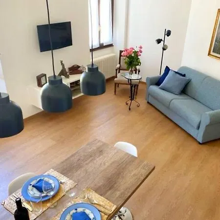 Casa Margherita, Nuovo In Centro ميناجيو