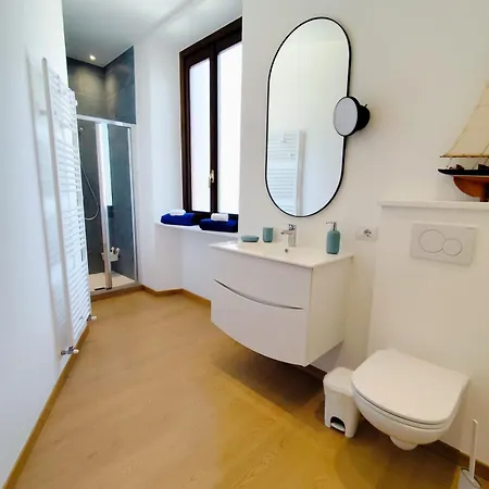 アパート Casa Margherita, Nuovo In Centro メナッジョ